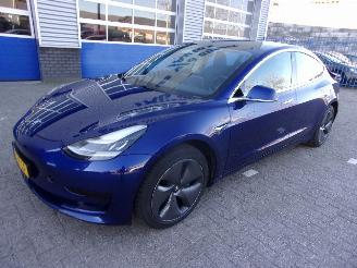 krockskadad bil auto Tesla Model 3 RWD PLUS 60KW PANORAMA 2020/9