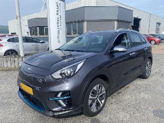 damaged commercial vehicles Kia e-Niro DynamicLine 64 kWh AUTOMAAT 2020/10
