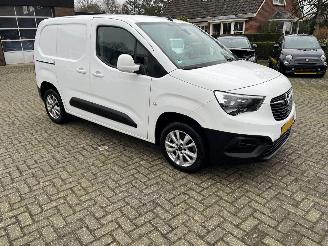 Autoverwertung Opel Combo 1.5  CDTI  L1H1 EDITION AUTOMAAT 2021/6