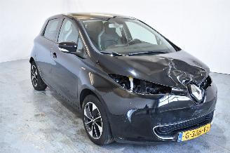 uszkodzony skutery Renault Zoé  2019/4