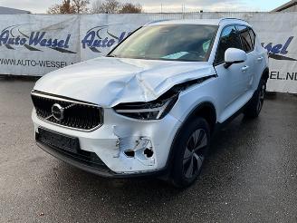 damaged commercial vehicles Volvo XC40 B4 Core 2023/5