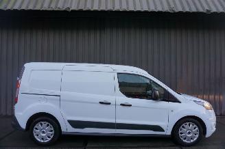 Vaurioauto  bussi Ford Transit Connect 1.6 TDCI 70kW Airco L2 Trend 2015/6