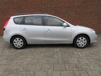 occasion commercial vehicles Hyundai I-30 cw 1.6 crdi 2010/6