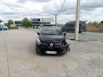 Unfall Kfz Maschinen Renault Clio  2016/9