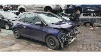 Coche accidentado Opel Adam Adam, Hatchback 3-drs, 2012 / 2019 1.4 16V 2014