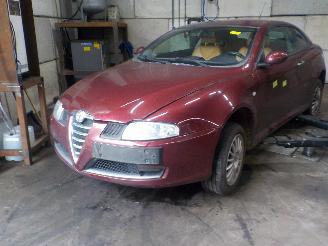 uszkodzony przyczepy kampingowe Alfa Romeo GT GT (937) Coupé 2.0 JTS 16V (937.A.1000) [121kW]  (11-2003/09-2010) 2008/6