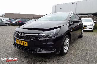 demontáž osobní automobily Opel Astra Sports 1.2 Business Elegance 131pk 2021/6