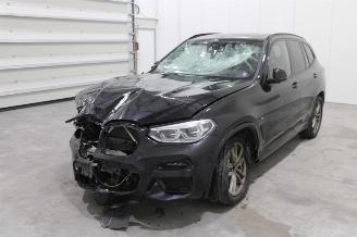 škoda dodávky BMW X3  2020/10