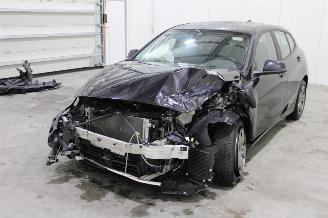 uszkodzony ciężarówki BMW 1-serie 116 2021/8