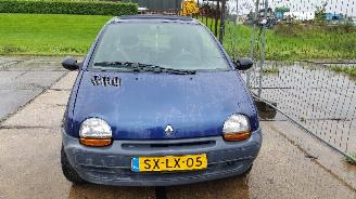 Schadeauto Renault Twingo Twingo (C/S06) Hatchback 1.2 (D7F-700) [43kW]  (05-1996/06-2007) 1998/2