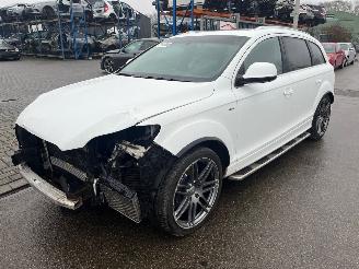 škoda dodávky Audi Q7  2010/1