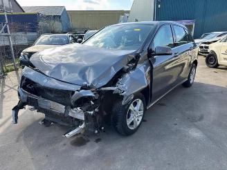 škoda osobní automobily Mercedes B-klasse B (W246,242), Hatchback, 2011 / 2018 1.6 B-180 BlueEFFICIENCY Turbo 16V 2014/1