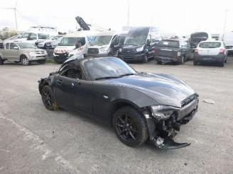 damaged passenger cars Mazda MX-5 1.5 SKYACTIV 130 2017/6