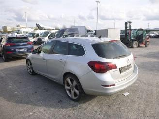 Opel Astra SPORTS TOURER 1.7CDT picture 4