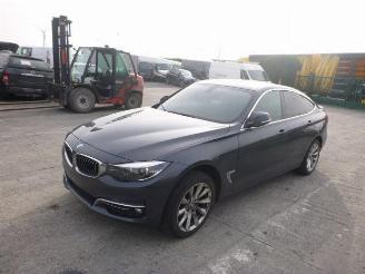Auto da rottamare BMW 3-serie 318D 2019/9