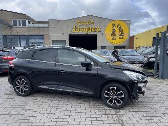 damaged passenger cars Renault Clio 0.9 TCE BREAK 2019/9