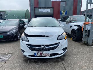 škoda kempování Opel Corsa 1.2 ESSENTIA 2016/5